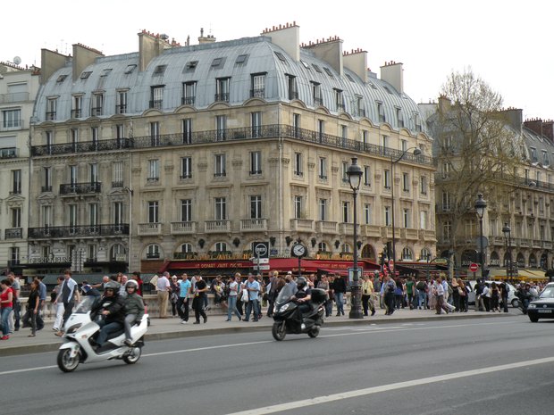  Le Départ Saint-Michel, brasserie